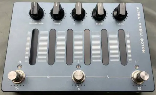 Darkglass - Alpha Omega Photon Distortion Pedal